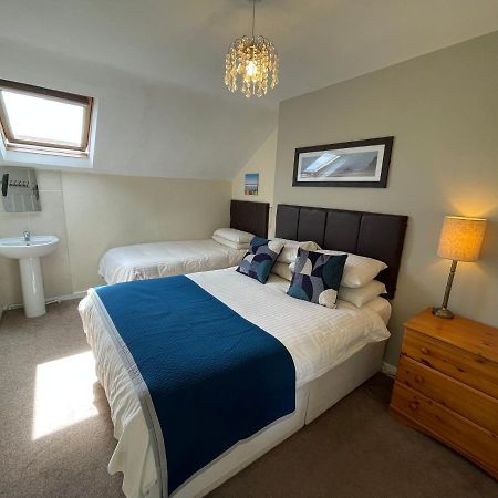 45 The Square Holiday Apartments Scarborough Esterno foto