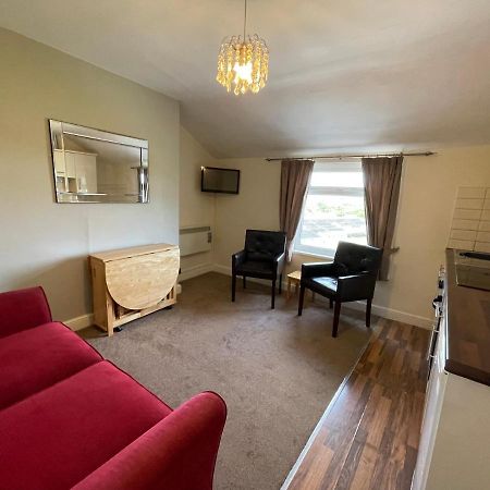 45 The Square Holiday Apartments Scarborough Esterno foto